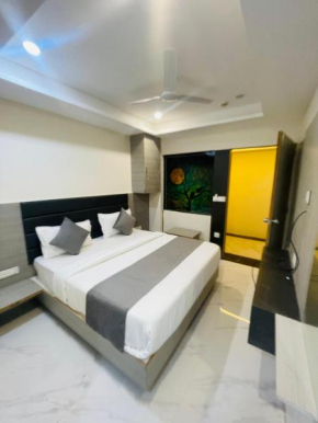 HOTEL SS